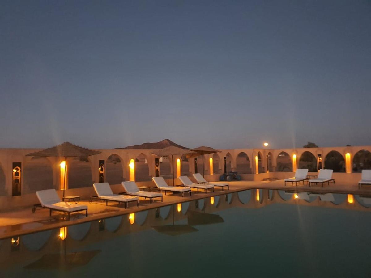Nomad Palace Мерзуга Екстер'єр фото